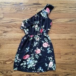 Rue21 small black floral one shoulder ruffle dress